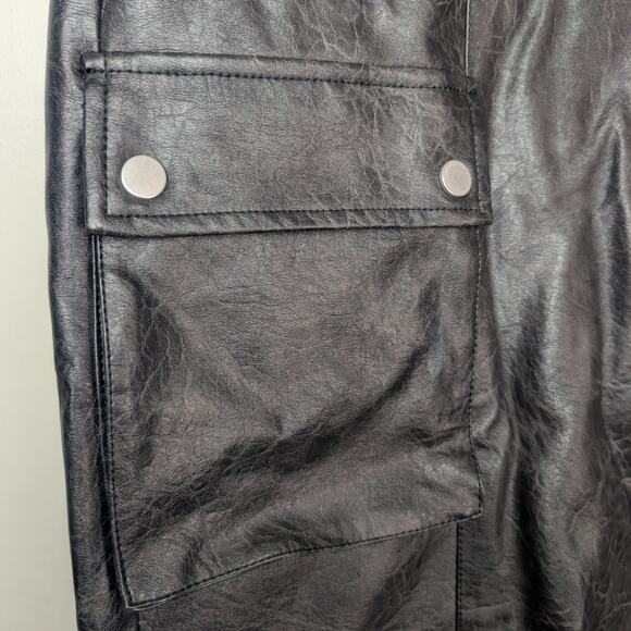 Salt Murphy Vegan Leather Set- Anderson Vest & Cargo Pants in Black Size, M / 32 - Picture 12 of 14